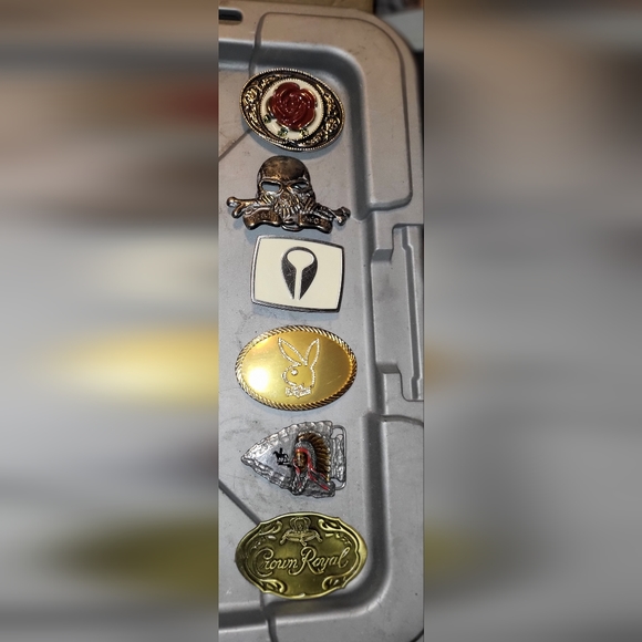 Belt buckles - Picture 1 of 1